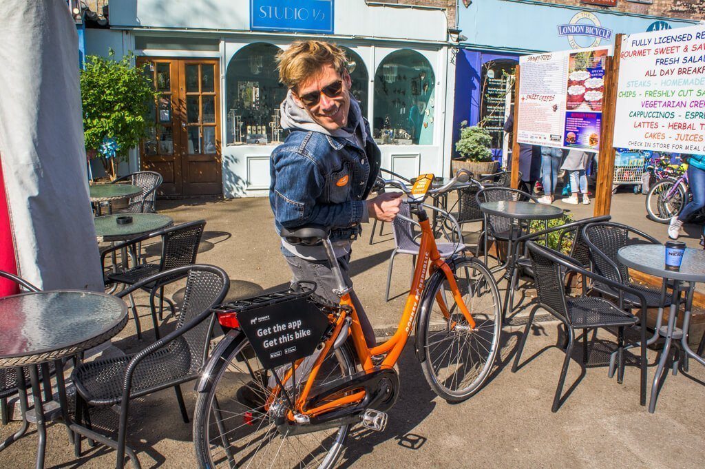 Fietsen in Londen met Donkey Republic 24/7 Fietshuur || The London Tester