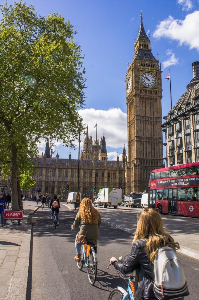Fietsen in Londen met Donkey Republic 24/7 Fietshuur || The London Tester