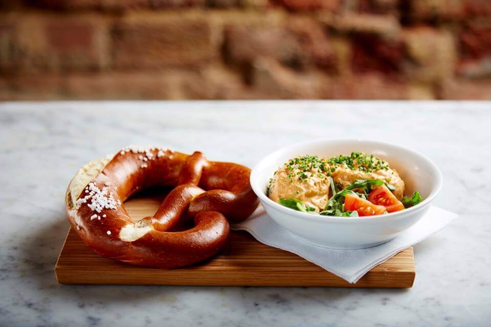 Kipferl Londen: Authentieke Oostenrijkse Keuken || Review by The London Tester