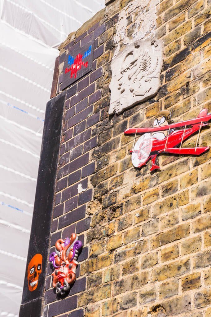 Invader - 10x street artists uit Londen die je niet wilt missen || The London Tester