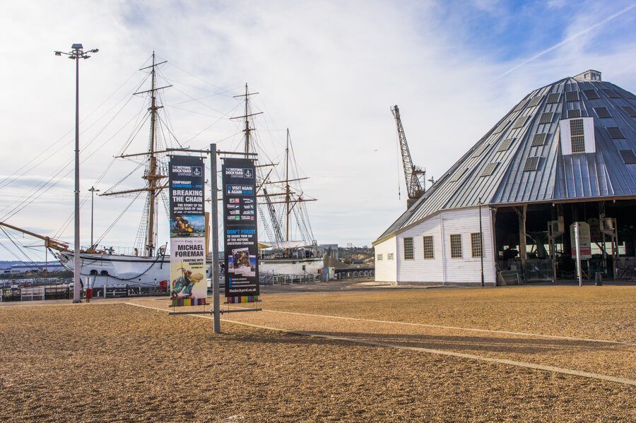 350 Jaar Slag om Medway (Waar Michiel de Ruyter de Britse Vloot Deed Zinken) || The London Tester