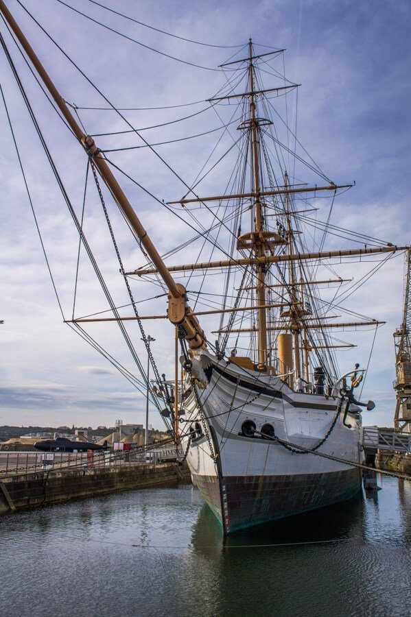 350 Jaar Slag om Medway (Waar Michiel de Ruyter de Britse Vloot Deed Zinken) || The London Tester