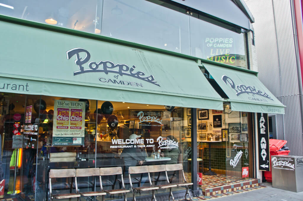 Poppie's Londen: Dé Originele Fish & Chips Zaak! || The London Tester
