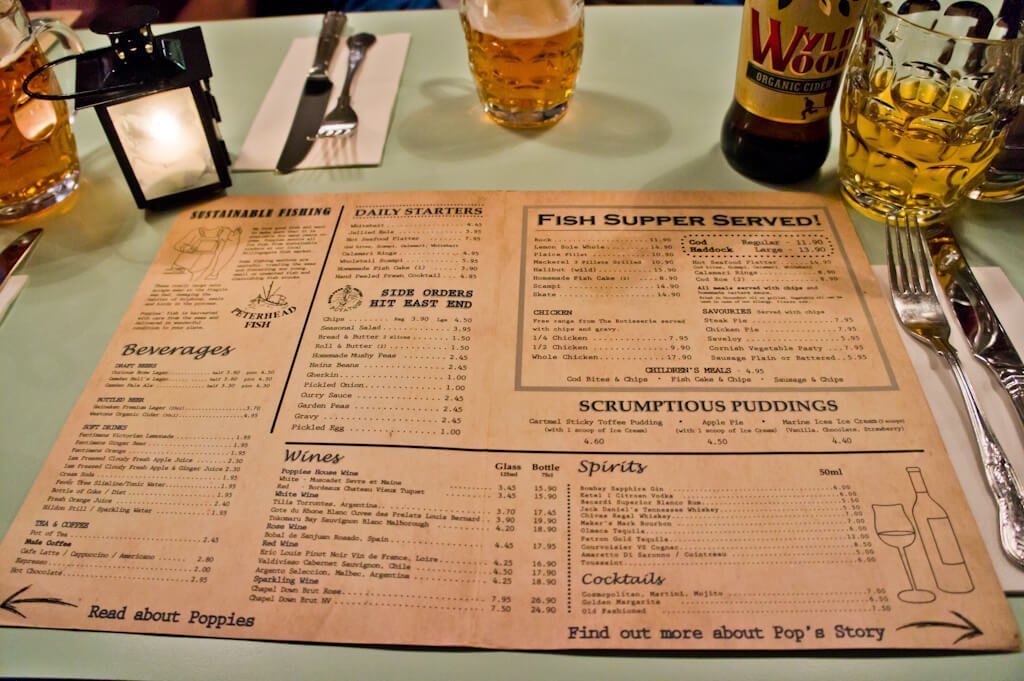 Poppie's Londen: Dé Originele Fish & Chips Zaak! || The London Tester