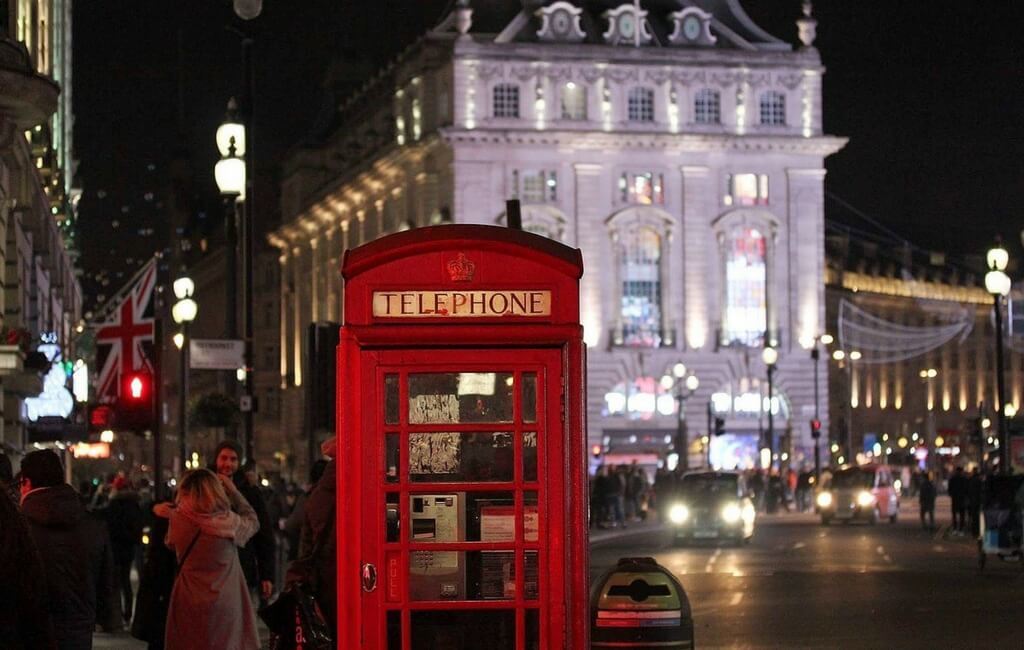 Oud en Nieuw Londen Vieren? Tips voor het Zien van Vuurwerk, Cruises, Feestjes en Activiteiten Overdag || The London Tester
