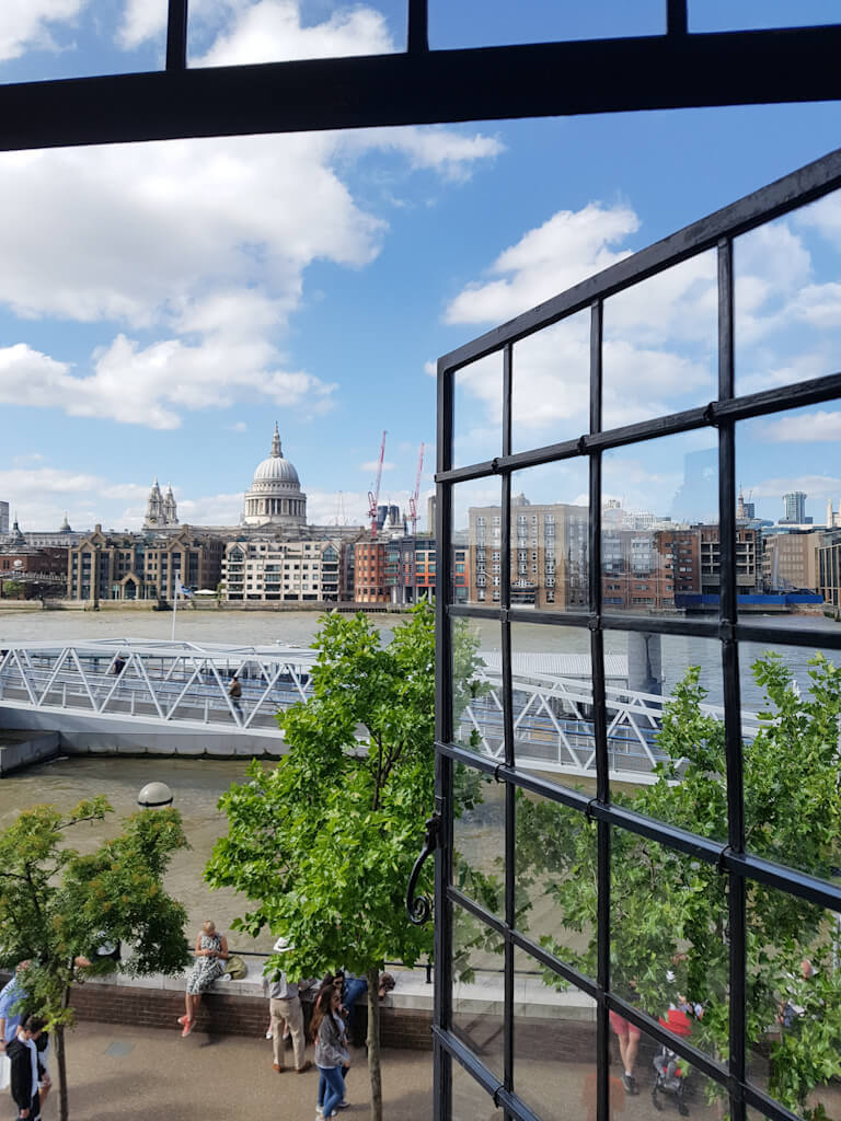 Leuke High Tea in Londen: Midsummer Night's Dream bij Shakespeare's Globe Theatre || The London Tester