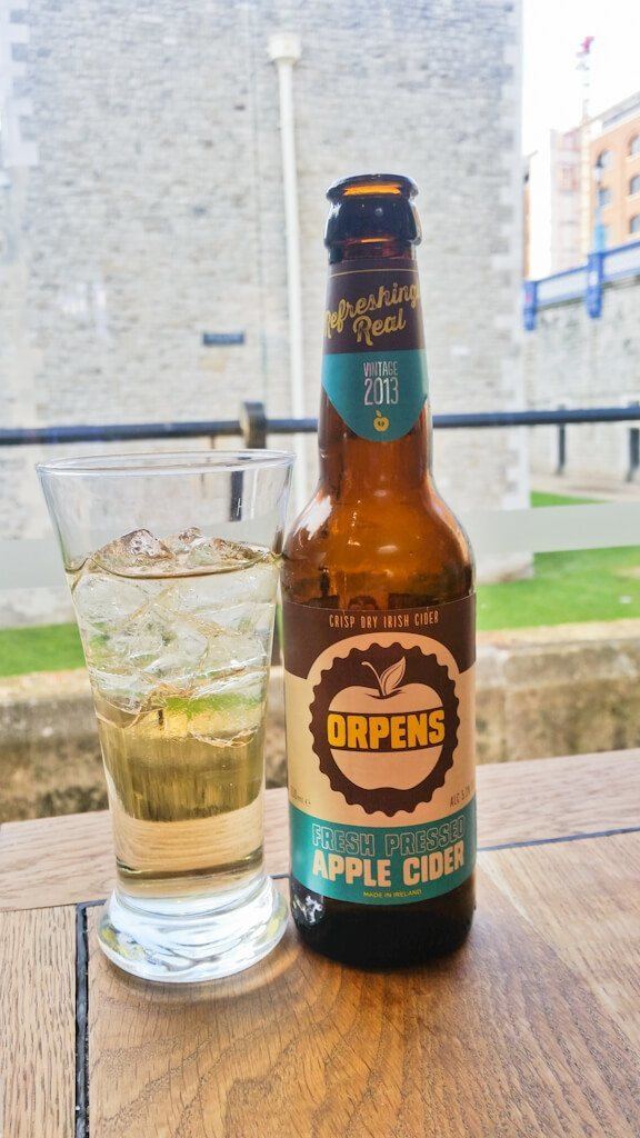 The Perkin Reveller Londen: Casual Brasserie onder de Tower of London || The London Tester