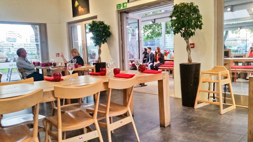 The Perkin Reveller Londen: Casual Brasserie onder de Tower of London || The London Tester