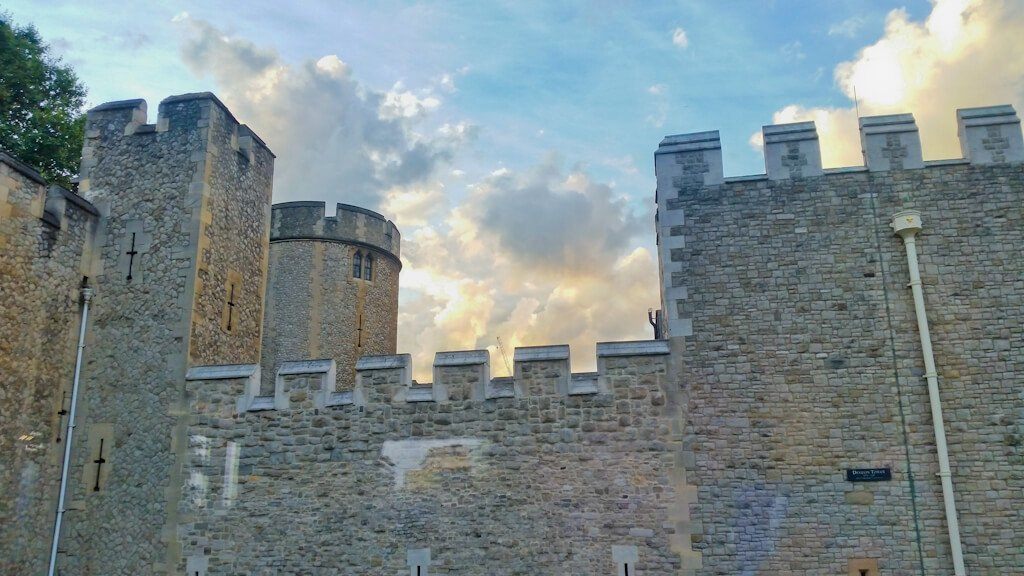 The Perkin Reveller Londen: Casual Brasserie onder de Tower of London || The London Tester