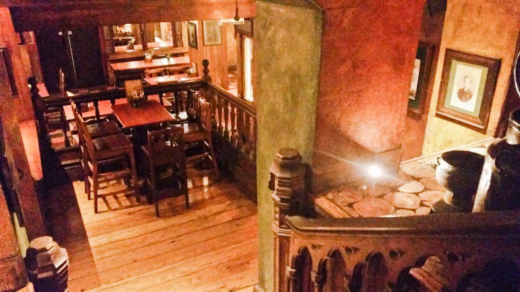 Waxy O'Connor's Londen: Ierse Pub met Boom in de wijk Soho || The London Tester