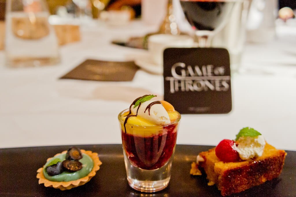 Noord-Ierland Bezienswaardigheden voor Game of Thrones Liefhebbers: 6 Unieke Ervaringen Die Je Niet Wilt Missen! || The London Tester