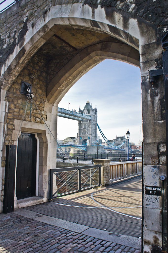 Bezoek de Tower of London en Ontbijt met de Raven! || The London Tester