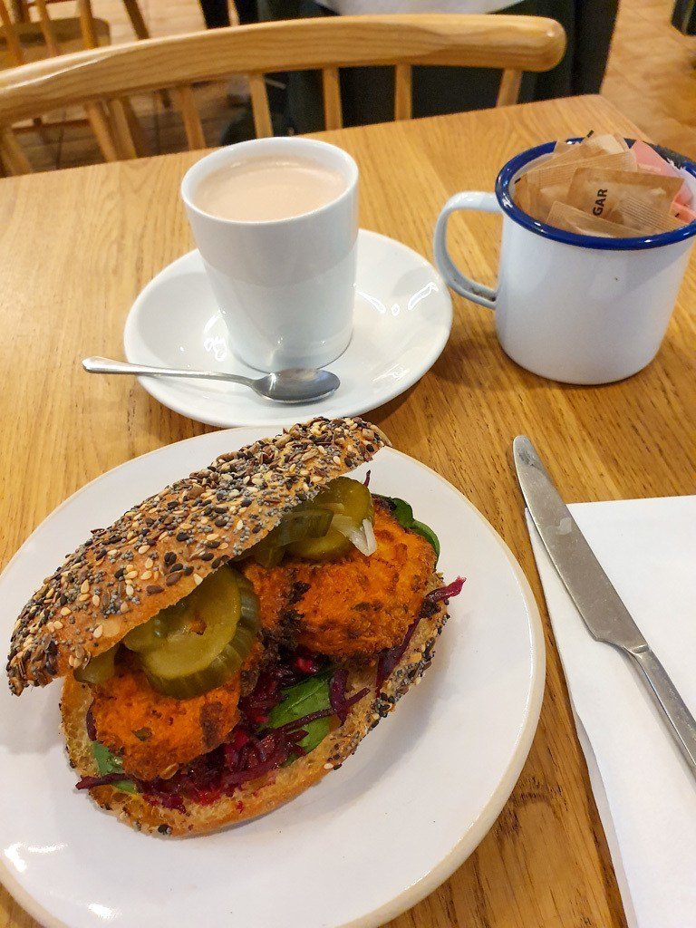 GAIL's Bakery Londen: Lekker Ontbijten & Lunchen Door de Hele Stad! || The London Tester