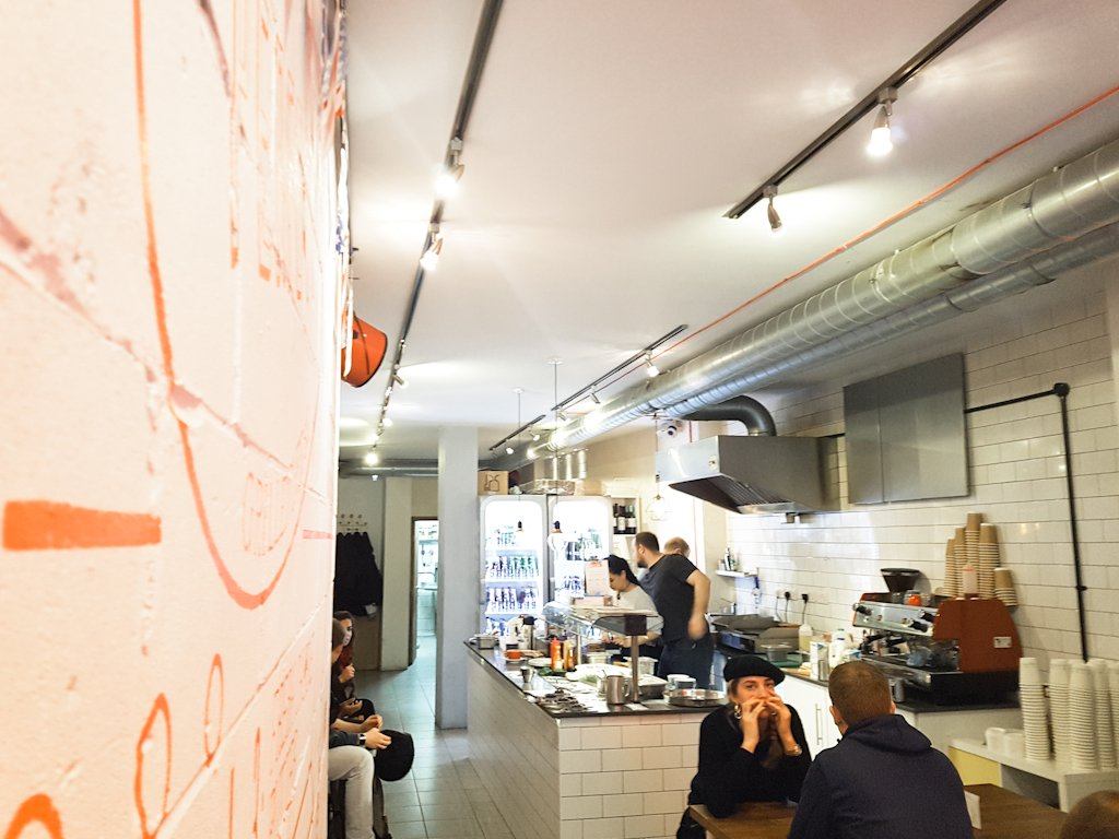 90 Degree Melt Londen: Vegan & Vegetarische Amerikaanse Diner in Mile End || The London Tester