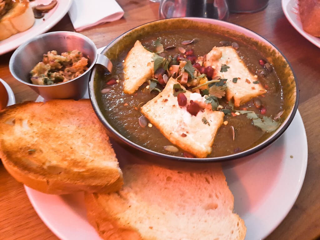 90 Degree Melt Londen: Vegan & Vegetarische Amerikaanse Diner in Mile End || The London Tester