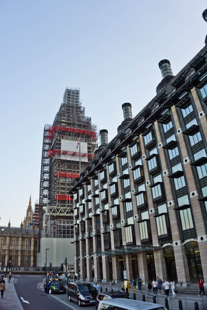 1 Pond Bustour Londen? Jazeker! Megabus Lanceert Nieuwe Sightseeing Route || The London Tester