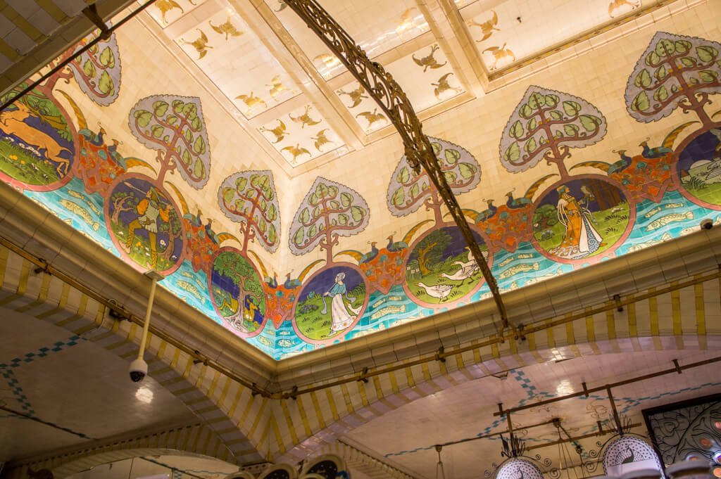 De Wondere Wereld van Harrods in Londen Bezoeken || The London Tester