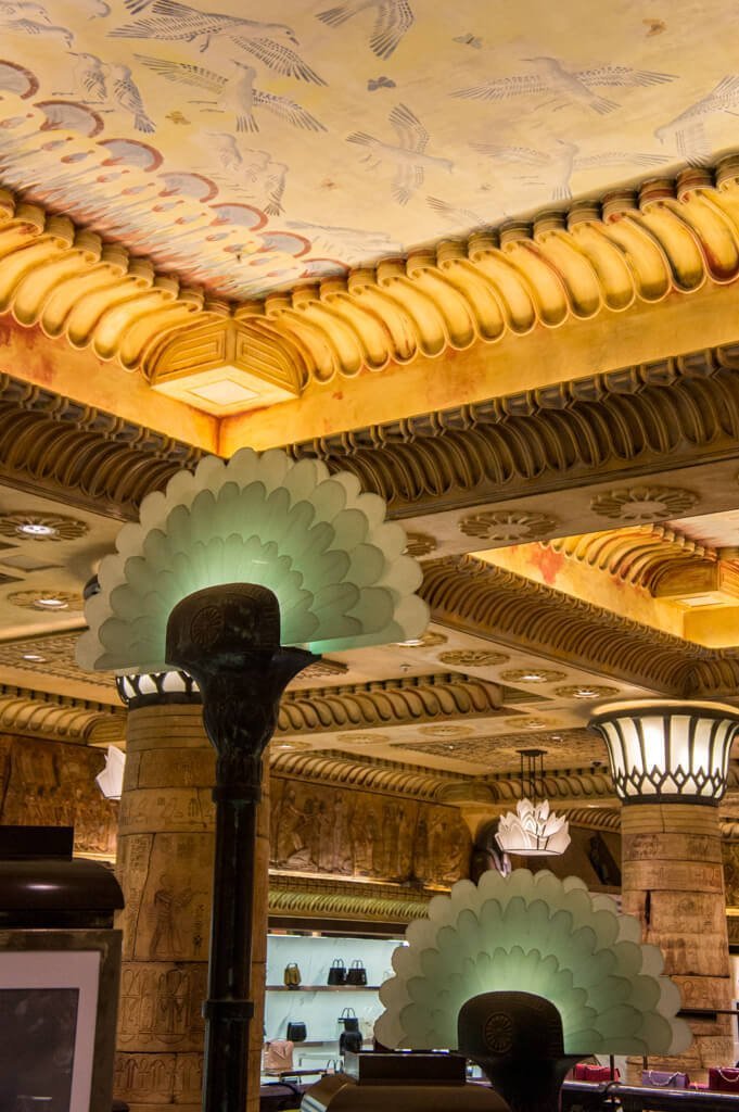 De Wondere Wereld van Harrods in Londen Bezoeken || The London Tester