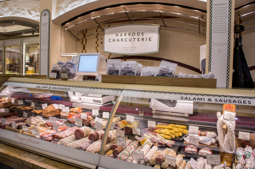 De Wondere Wereld van Harrods in Londen Bezoeken || The London Tester