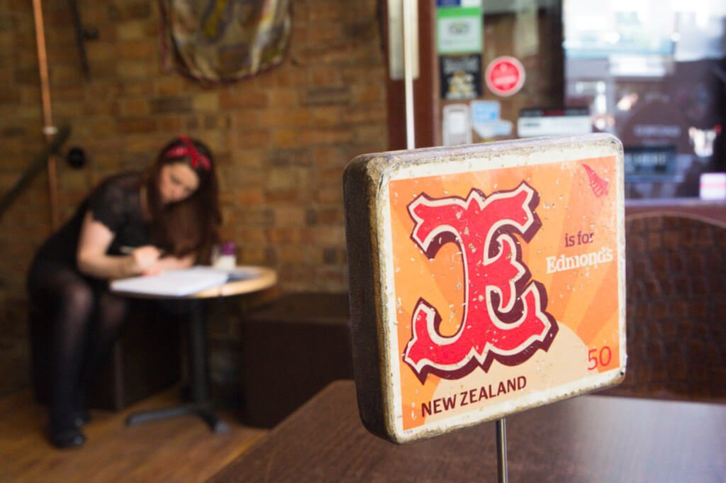 Sacred Londen: Nieuw-Zeelands Café aan Carnaby Street || The London Tester