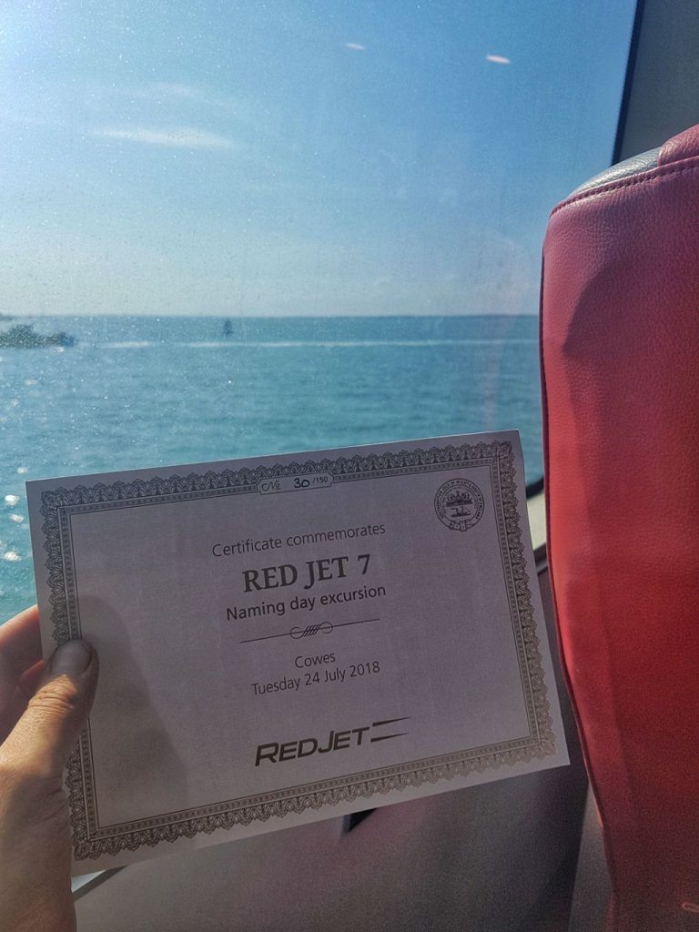 Red Funnel Lanceert Nieuwe Hi-Speed Ferry Naar Isle of Wight in Engeland || The London Tester