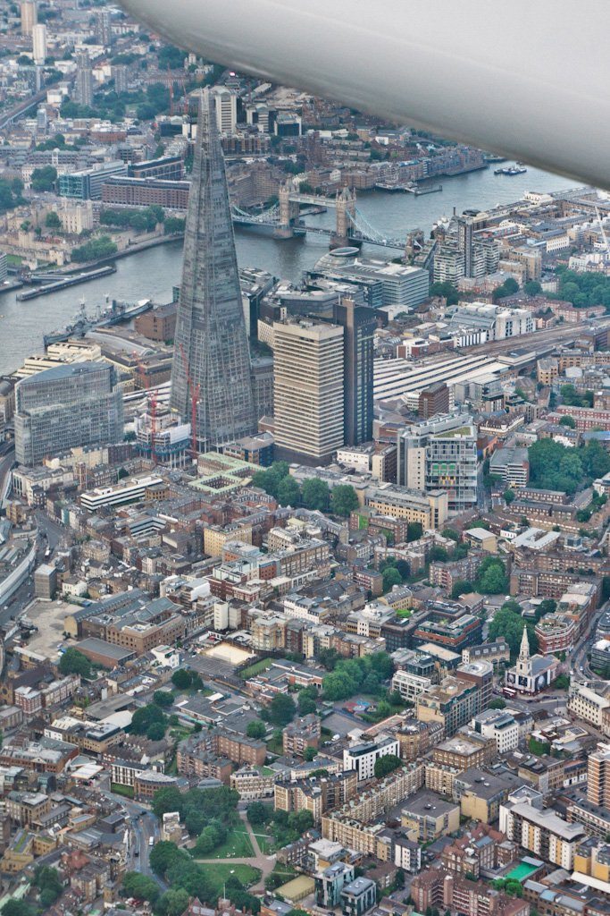 Londen City Airport: Dit Uitzicht Vanuit Het Vliegtuig Wil Je Niet Missen! || The London Tester || #Londen #London #CityAirport #Airport #Vliegveld #Luchthaven #Engeland #England #GreatBritain #GrootBrittannie #Plane #Vliegtuig