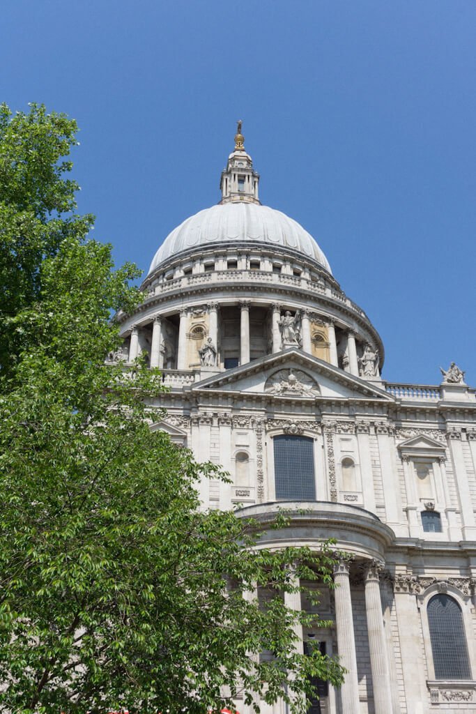 St Paul's Cathedral Londen: Een Bijzonder Uitzichtspunt Over De Stad! || The London Tester || #Londen #London #Cathedral #Architecture #StPaulsCathedral #Travel #CityGuide