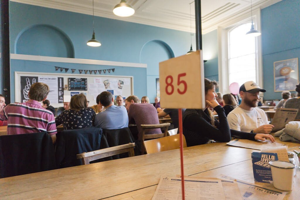 Boston Tea Party Exeter (Engeland) - Duurzaam Cafe Perfect Voor Ontbijt/Brunch || The London Tester