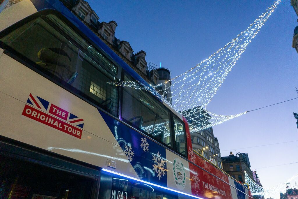 Weekend Londen Kerstreis: Mis de Christmas Lights Tour Niet! || The London Tester || #London #Londen #Christmas #Kerstmis #BusTour #Travel 