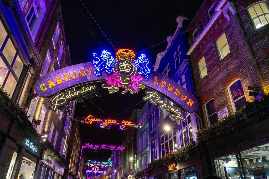 Weekend Londen Kerstreis: Mis de Christmas Lights Tour Niet! || The London Tester || #London #Londen #Christmas #Kerstmis #BusTour #Travel 