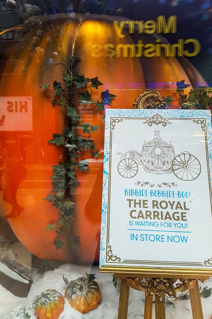 Doen Tijdens Londen Kerstshoppen: Etalages Kijken! || The London Tester || #Londen #Kerst #London #Christmas