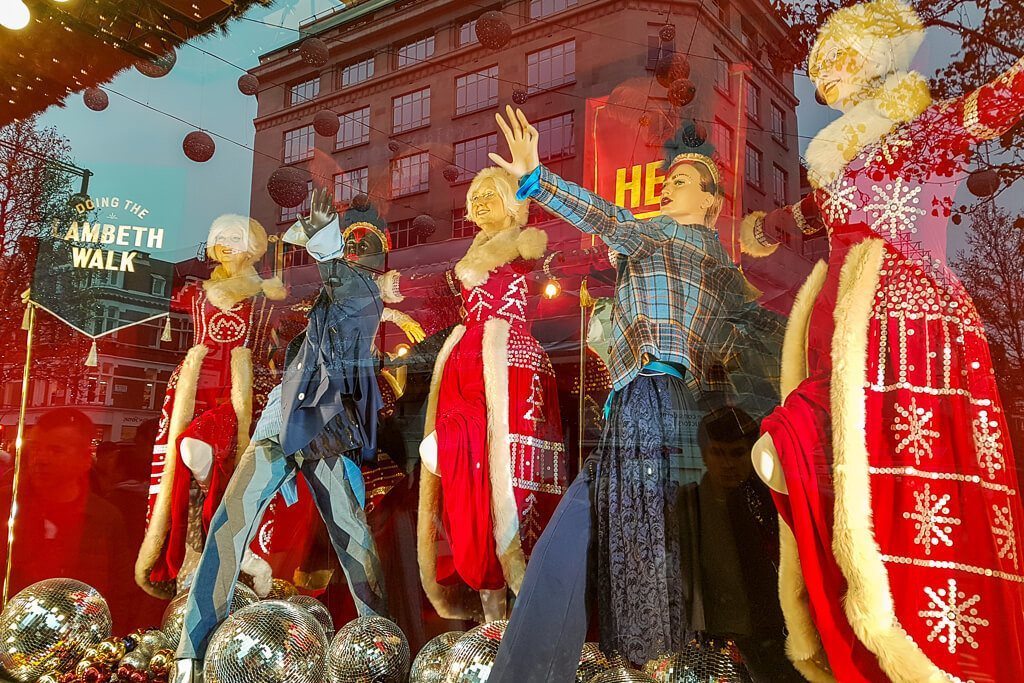 Doen Tijdens Londen Kerstshoppen: Etalages Kijken! || The London Tester || #Londen #Kerst #London #Christmas