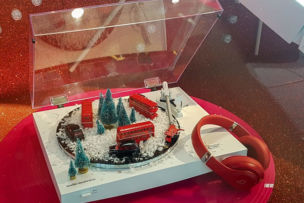 Doen Tijdens Londen Kerstshoppen: Etalages Kijken! || The London Tester || #Londen #Kerst #London #Christmas