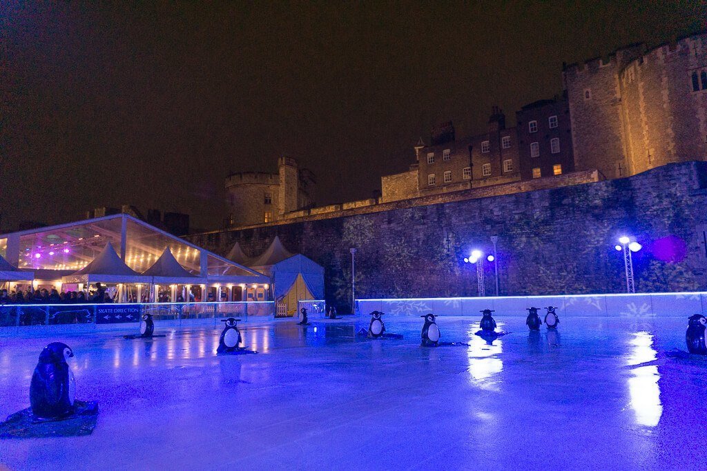 Naar Londen met Kerst? Ga Zeker Schaatsen bij de Tower of London! || The London Tester