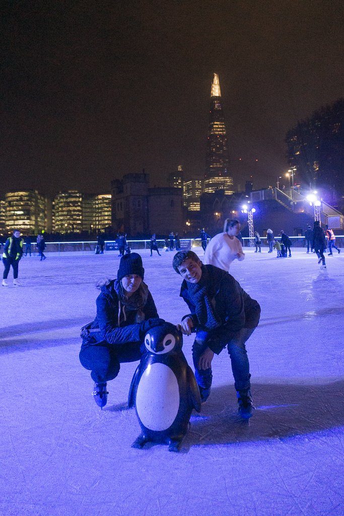 Naar Londen met Kerst? Ga Zeker Schaatsen bij de Tower of London! || The London Tester