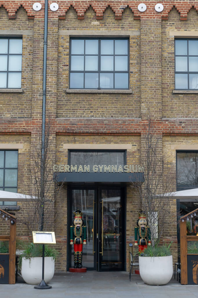 German Gymnasium Londen in de wijk King's Cross || The London Tester