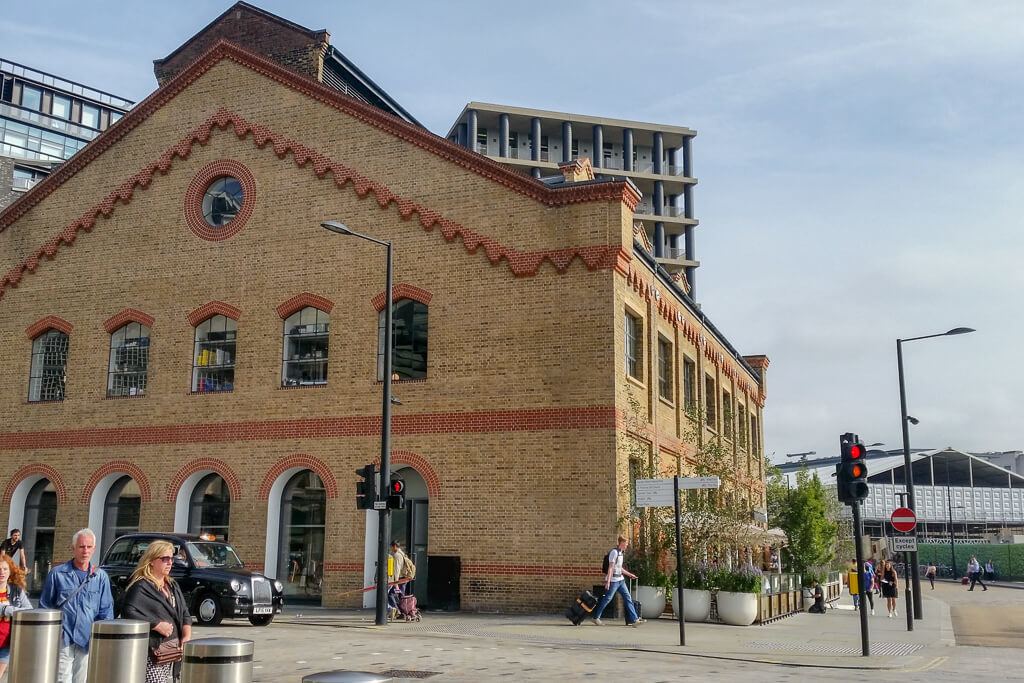 German Gymnasium Londen in de wijk King's Cross || The London Tester