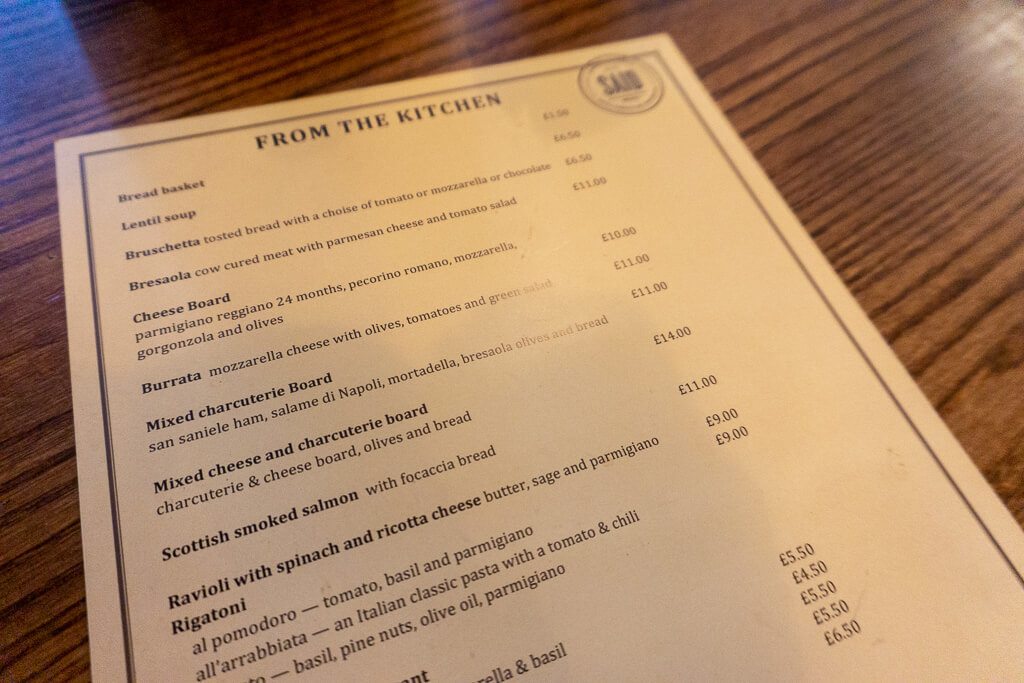 SAID dal 1923 Londen: Italiaans Chocolade Café in de wijk Fitzrovia || The London Tester