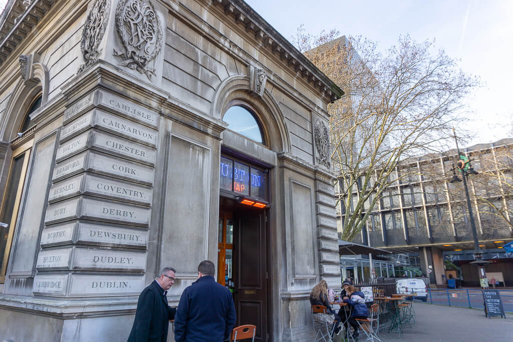 Wat te Doen in Bloomsbury Londen? Handig Overzicht van de Highlights! || The London Tester