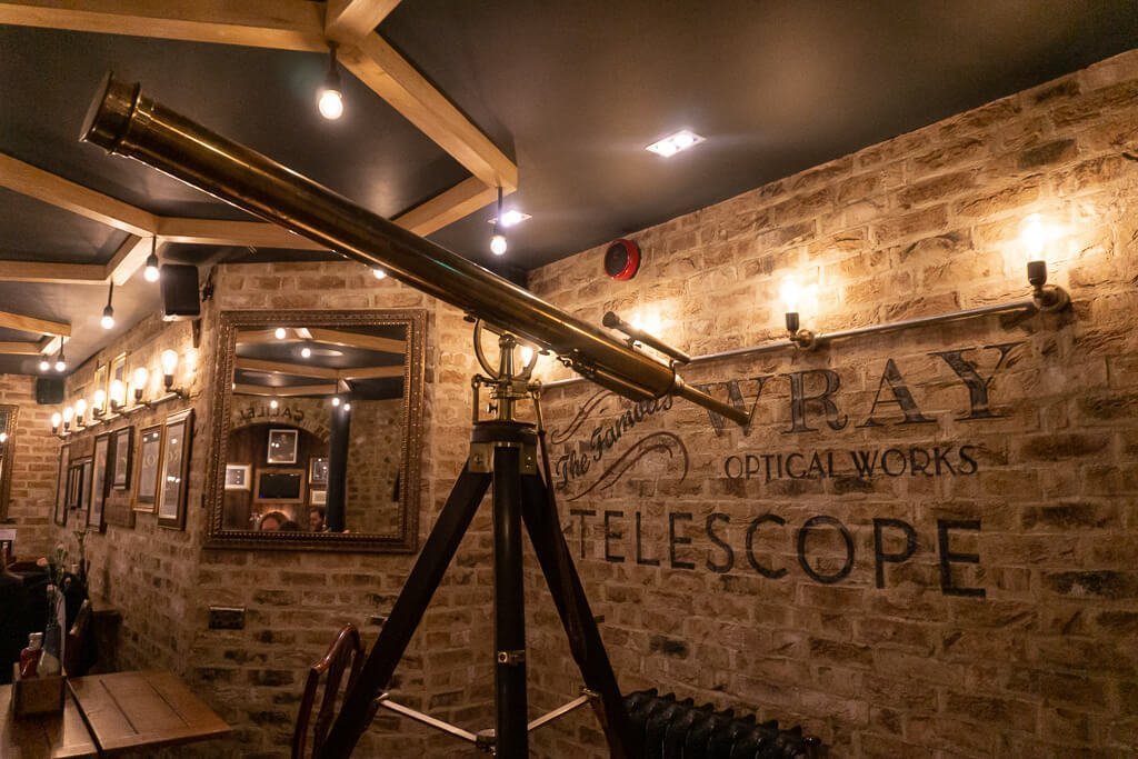 The Astronomer Pub Londen: Sterren kijken Vlak Naast Liverpool Street Station || The London Tester
