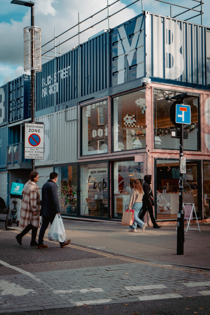 Camden Containers Londen: Nieuwe Duurzame Hotspot! || The London Tester