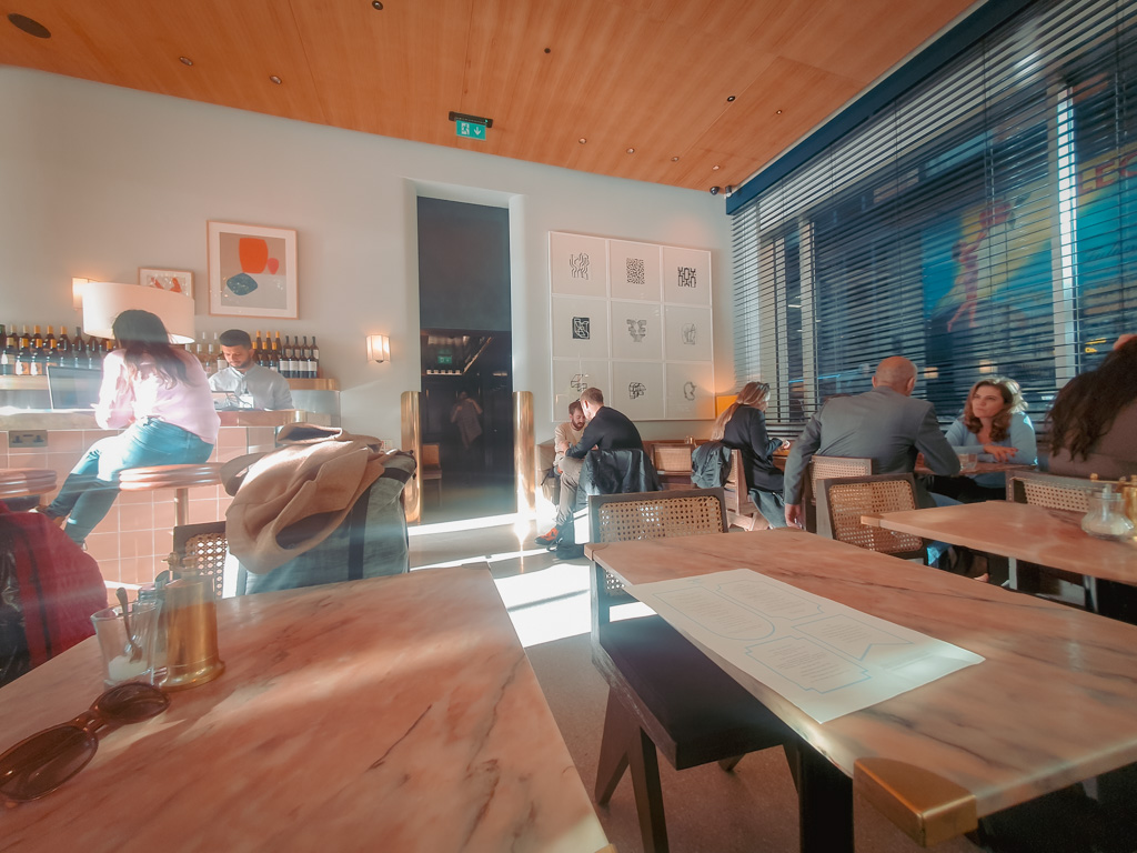 Fijne Brunchplek in Londen: Granger & Co in de Wijk King's Cross || The London Tester