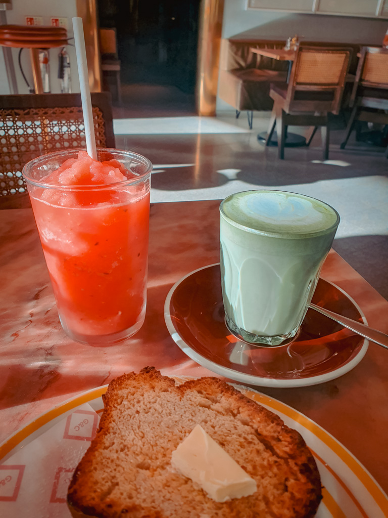 Fijne Brunchplek in Londen: Granger & Co in de Wijk King's Cross || The London Tester