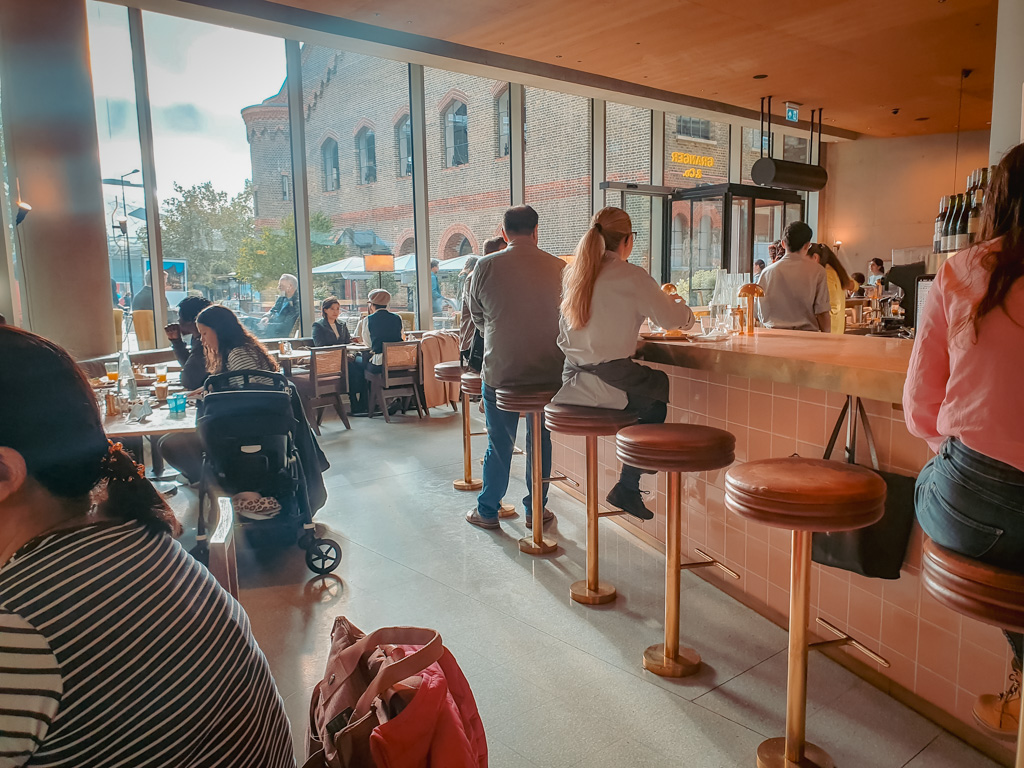 Fijne Brunchplek in Londen: Granger & Co in de Wijk King's Cross || The London Tester