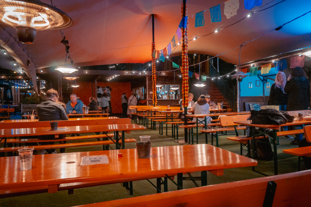 Street Food en Vintage Markt in Londen: Vinegar Yard in de Wijk Bermondsey || The London Tester