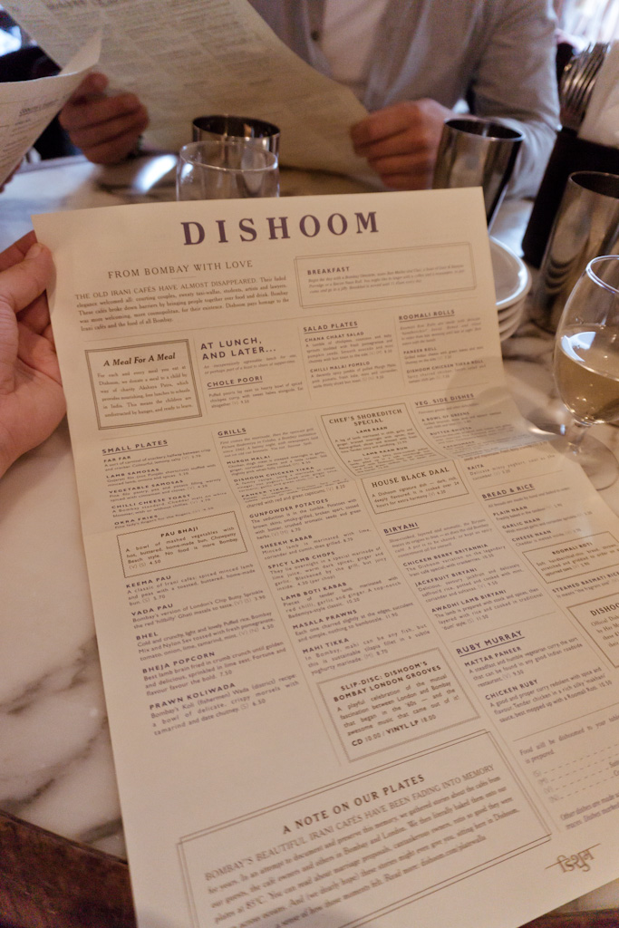 Indiaas Eten in Londen: Dishoom in de Wijk Shoreditch || The London Tester