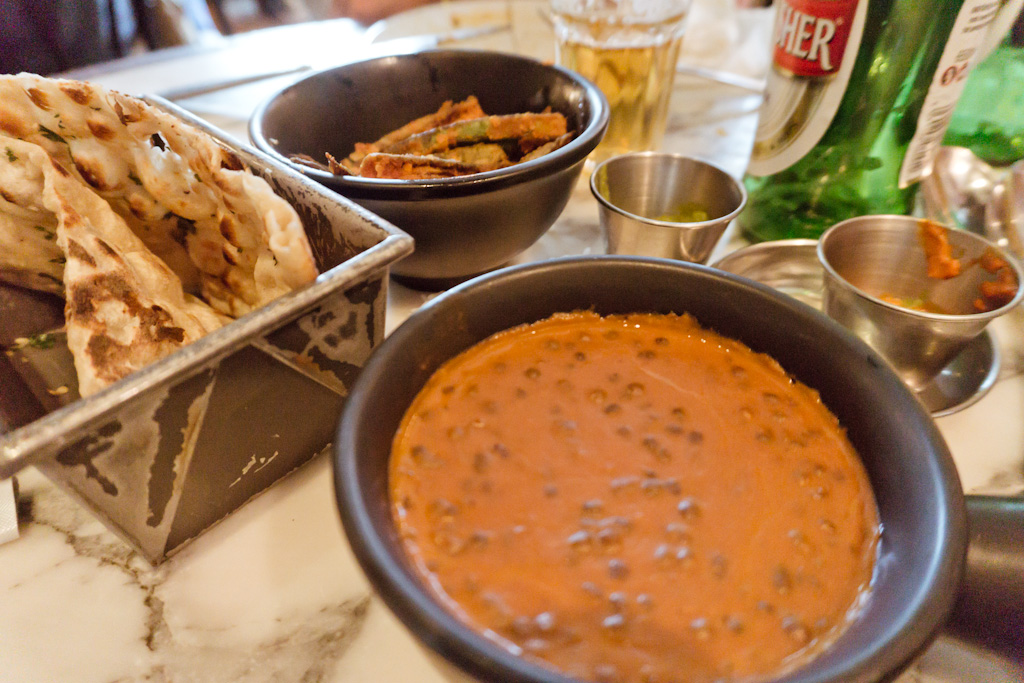 Indiaas Eten in Londen: Dishoom in de Wijk Shoreditch || The London Tester