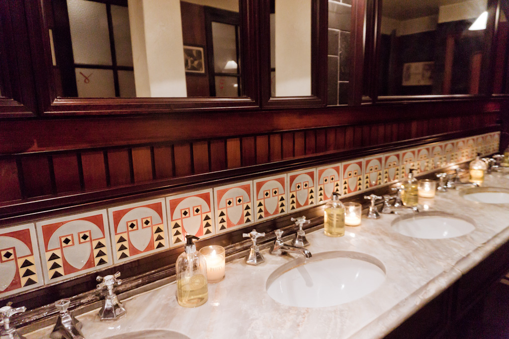 Indiaas Eten in Londen: Dishoom in de Wijk Shoreditch || The London Tester
