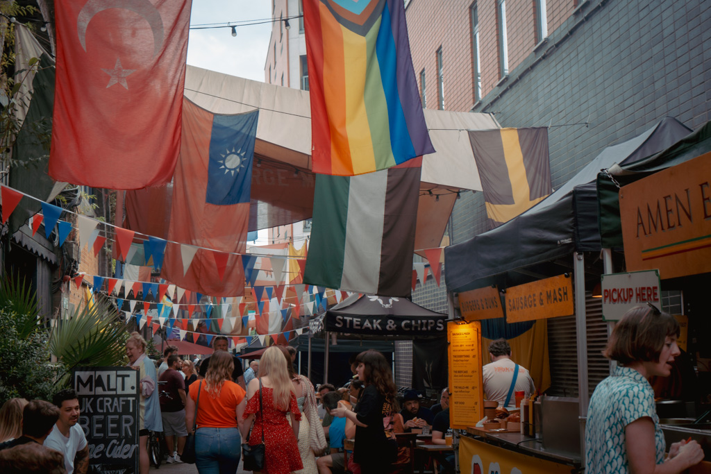 Bezoek het Knusse Maltby Street Market / Rope Walk in Londen || The London Tester