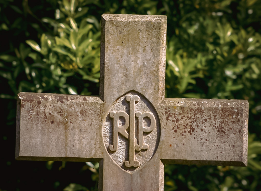 Bijzondere Tip: Highgate Cemetery - Begraafplaats in Londen voor Beroemdheden || The London Tester